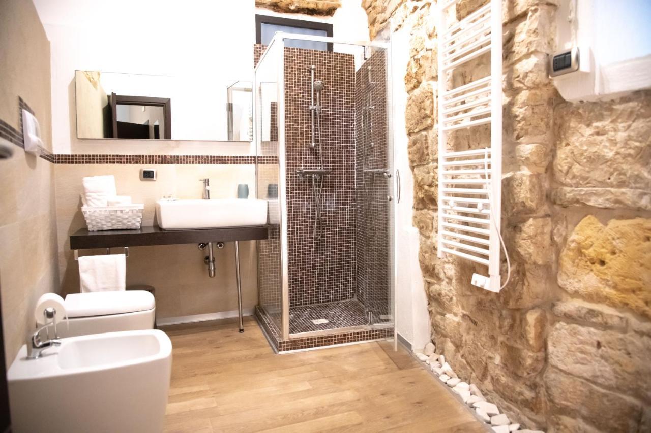 La Giudecca Trani Acomodação com café da manhã Exterior foto