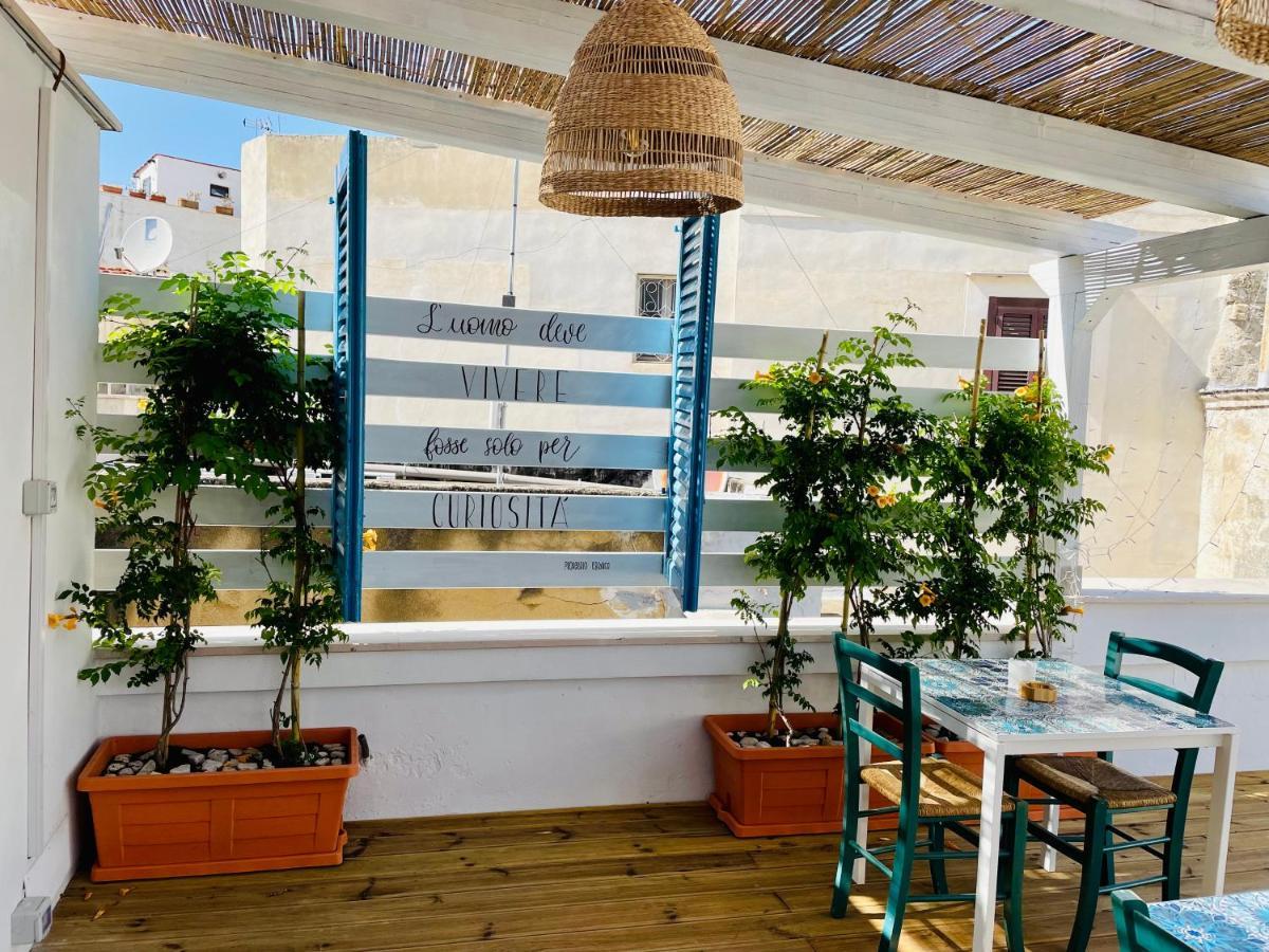 La Giudecca Trani Acomodação com café da manhã Exterior foto